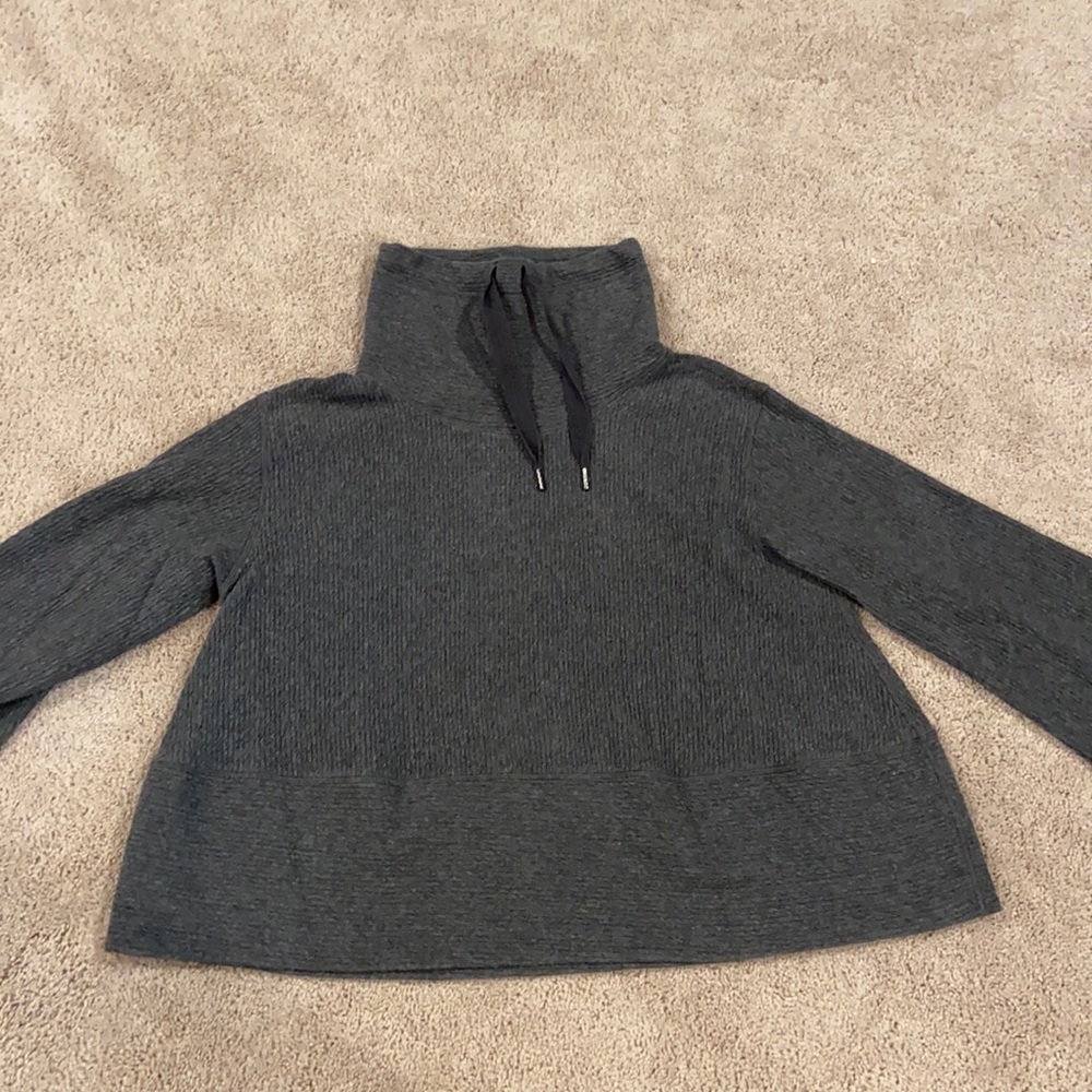 Lululemon Bell Sleeve Pullover